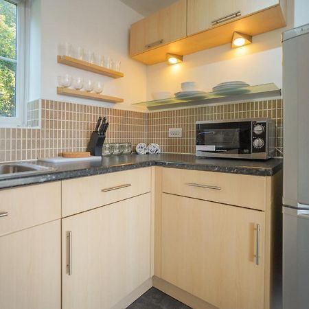 Stylish Apartment With Private Parking 卡迪夫 外观 照片