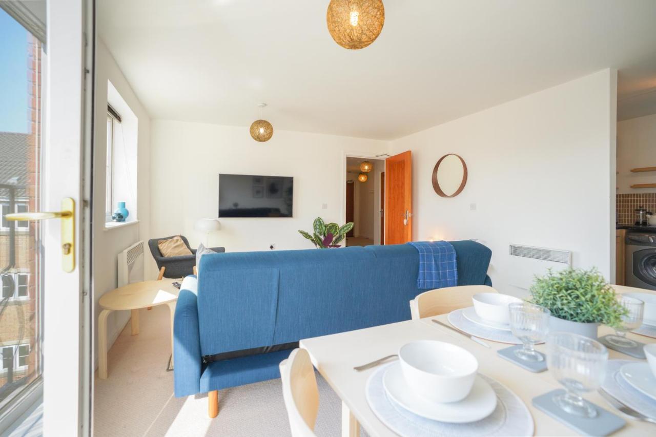 Stylish Apartment With Private Parking 卡迪夫 外观 照片